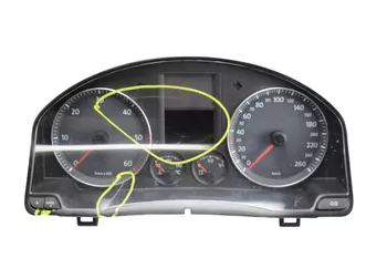 VDD 02407 05 0877021938 Le compteur, compteur de vitesse, tableau de bord Volkswagen