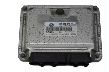 030 906 032 BD Calculateur d’ ordinateur ecu Volkswagen