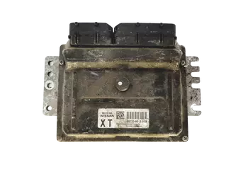 MEC32-040 Calculateur Nissan