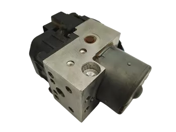 476608F820 Pompe abs Nissan