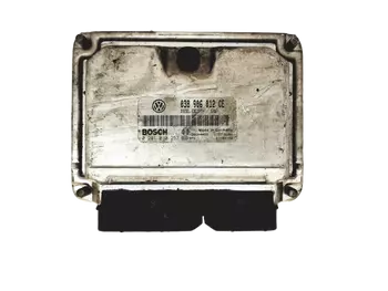 038906012CE Calculateur Skoda Volkswagen