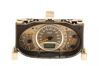 BU064 1805046 Bloc compteurs vitesse Nissan