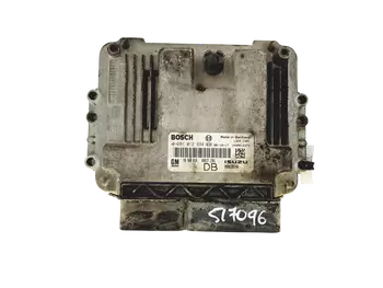 55560810DB Calculateur Opel
