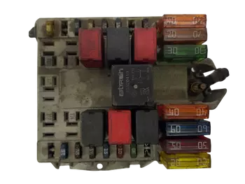 46760257  Boîtier fusibles Fiat