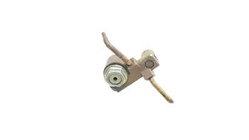 7701064396 7701064395 Buse  pullvérisateur Opel Renault