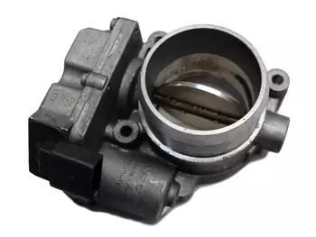 4E0145950C Boitier papillon d’admission Aixam Alfa Romeo Audi Austin Bentley