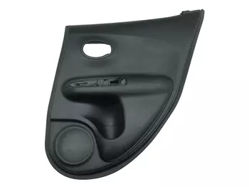 82900 1KB0A | 82922 Tapisserie portes Nissan