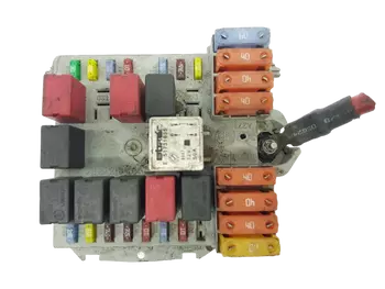 51738102 Boîtier fusibles Fiat