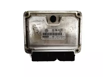038 906 012 T Calculateur Volkswagen