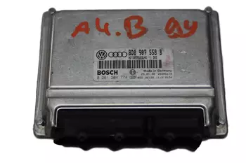 8D0 907 558 B Calculateur d’ ordinateur ecu Audi