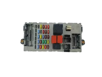 51744898 NPL  Boîtier fusibles Fiat