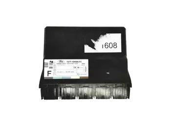 5WK4 8730D Calculateur Ford