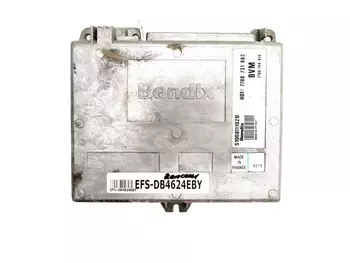 S100811102 B Calculateur Renault