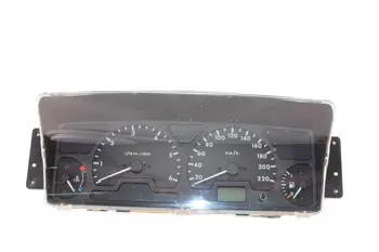 YAC114020 Le compteur, compteur de vitesse, tableau de bord Land Rover
