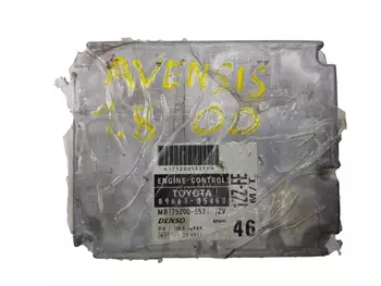 89661-05460 Calculateur ecu Toyota