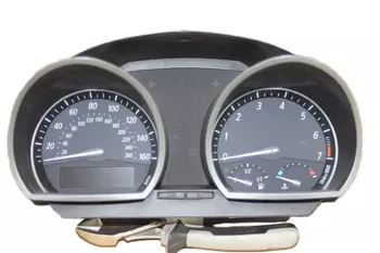 690879304 2427001 Le compteur, compteur de vitesse, tableau de bord BMW