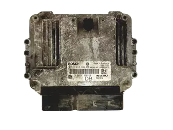 55560810DB Calculateur Opel