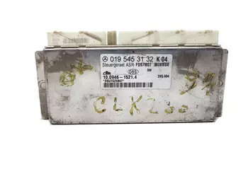10.0946-1521.4 Calculateur ecu Mercedes-Benz