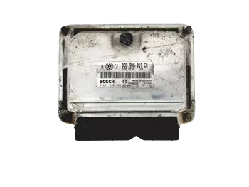 038 906 019 CR Calculateur ecu Volkswagen