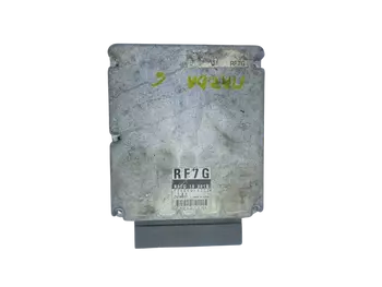 275800-6372  Calculateur Mazda