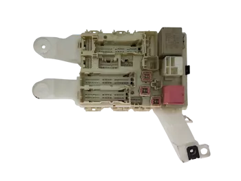 82730-02140-A  Boîtier fusibles Toyota