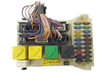 93BG-14A073-EE Boîtier fusibles Ford