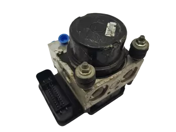 44540-0D100  Pompe abs Toyota