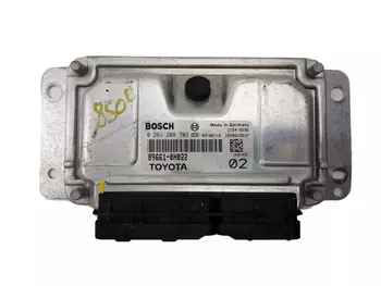89661-0H022 Calculateur ecu Toyota
