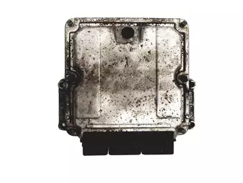 0 281 010 556 Calculateur Renault