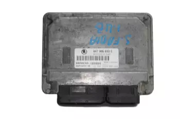 047 906 033 C Calculateur d’ ordinateur ecu Skoda