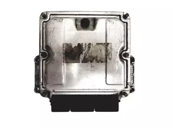 0 281 010 483 Calculateur Renault