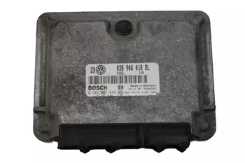 038 906 018 BL Calculateur d’ ordinateur ecu Volkswagen