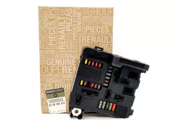 8200262385 8200306033 Boîtier fusibles Renault