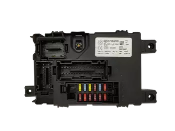 00517954290 Boîtier fusibles Fiat