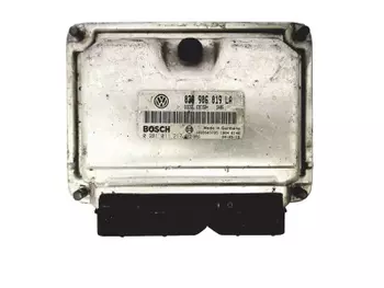 038906019LA Calculateur Volkswagen