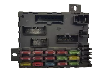 46443390  Boîtier fusibles Fiat