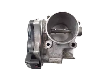 8200987453 Boitier papillon d’admission Nissan Opel Renault 2,0 2,3 DCI