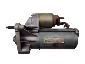8200075362  Démarreur Renault 1,9 DCI F9Q