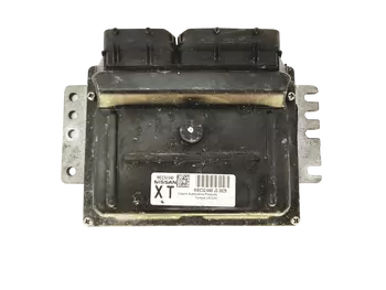 MEC32-040 Calculateur Nissan
