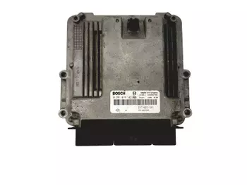237102213R Calculateur Dacia Renault