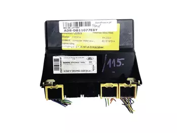 5WK4 8030C Calculateur Ford