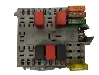 46752701  Boîtier fusibles Fiat