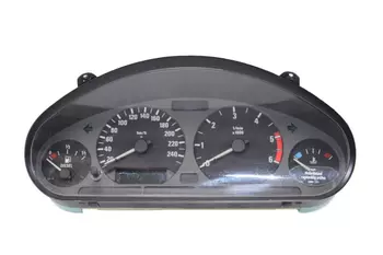 62118371568 110008645041 Le compteur, compteur de vitesse, tableau de bord BMW