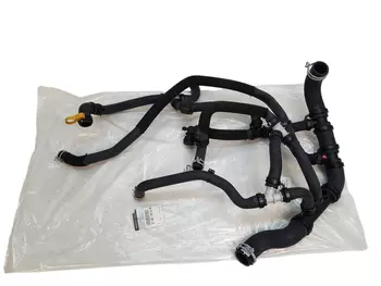 215018961R Tuyau de radiateur Nissan Opel Renault 2.3 DCI M9T 8 000km
