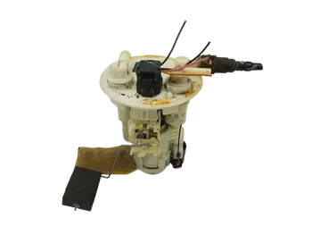 15100-68KA0  Pompe de  carrburant Suzuki