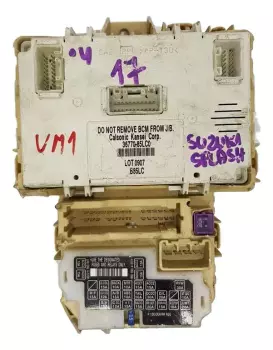 36770-85LC0 Boîtier fusibles Suzuki