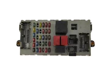 46795988 NPL  Boîtier fusibles Fiat