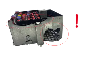 8V5T-14A005-HEG  Boîtier fusibles Ford