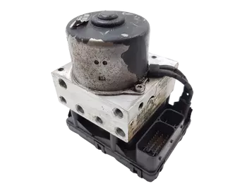 P04721427AK 04686702AE  Pompe abs Chrysler