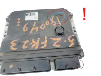 89661-76180 Calculateur Toyota